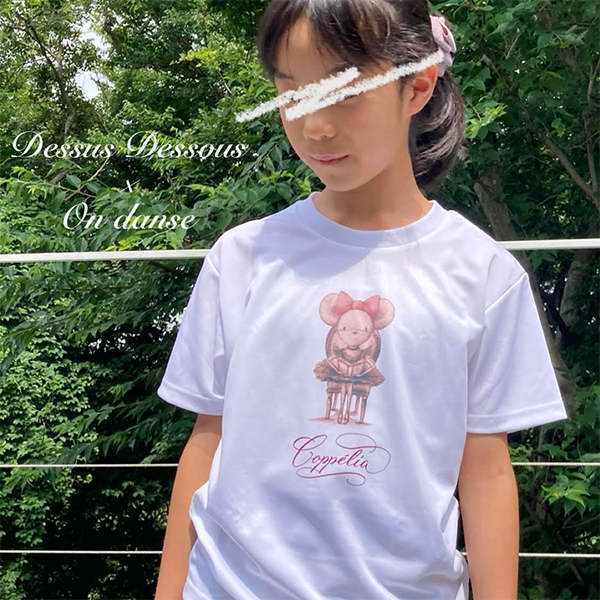 「エミリーはちいさなバレリーナ」2015年壁掛けカレンダー